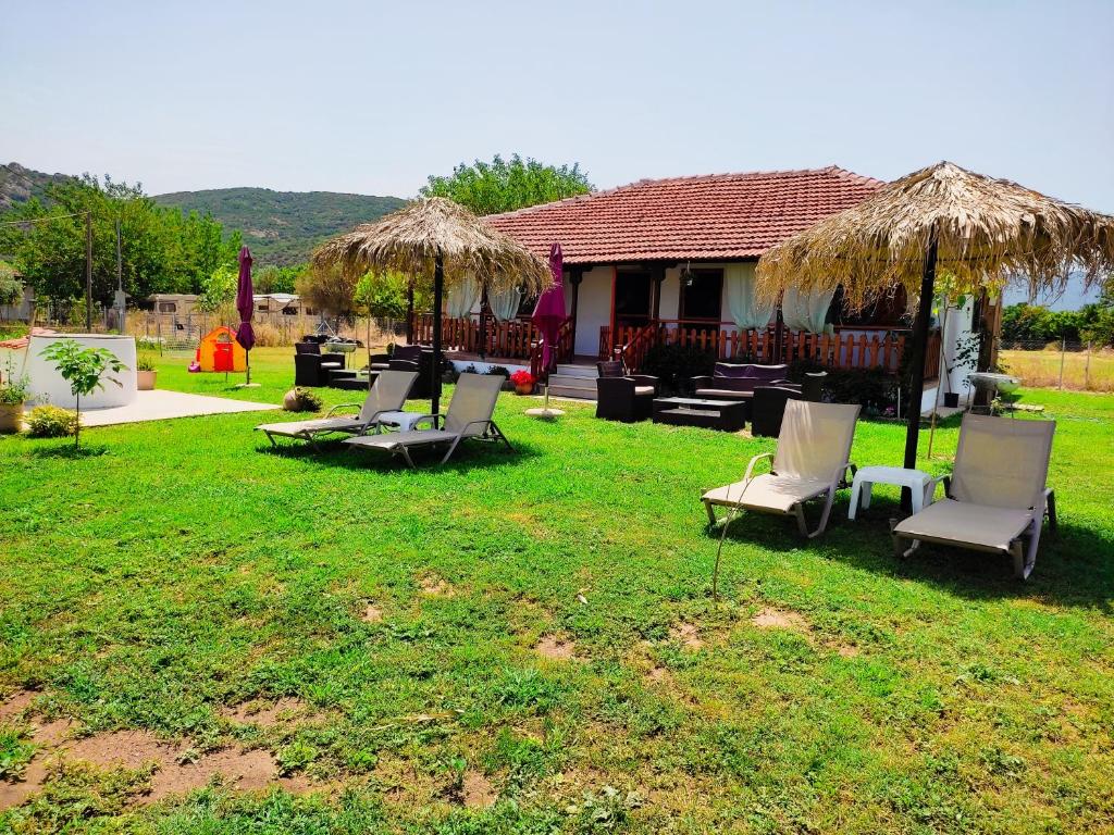 RODAVGI garden with loungers